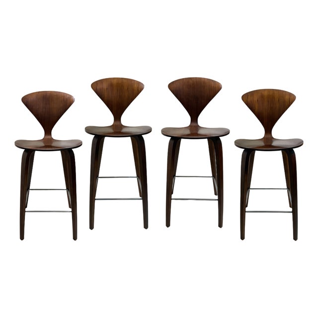 Set of 4 Cherner Counter Stools in Classic Walnut For Sale