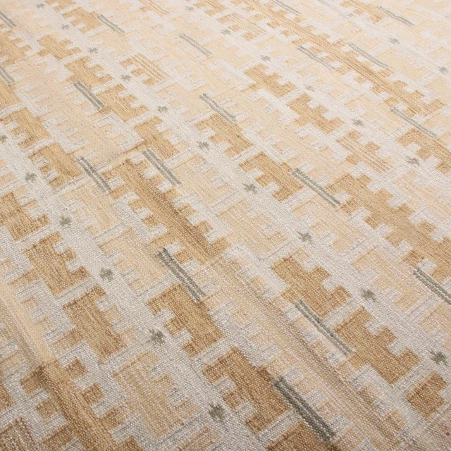 Rug & Kilim’s Scandinavian Style Rug in Ivory and Beige, With Geometric Pattern 3x16 For Sale In New York - Image 6 of 7