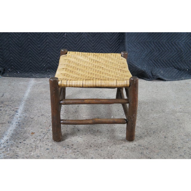 Antique Rustic Adirondack Old Hickory Style Rattan Log Stool Bench Ottoman 22" For Sale - Image 6 of 10