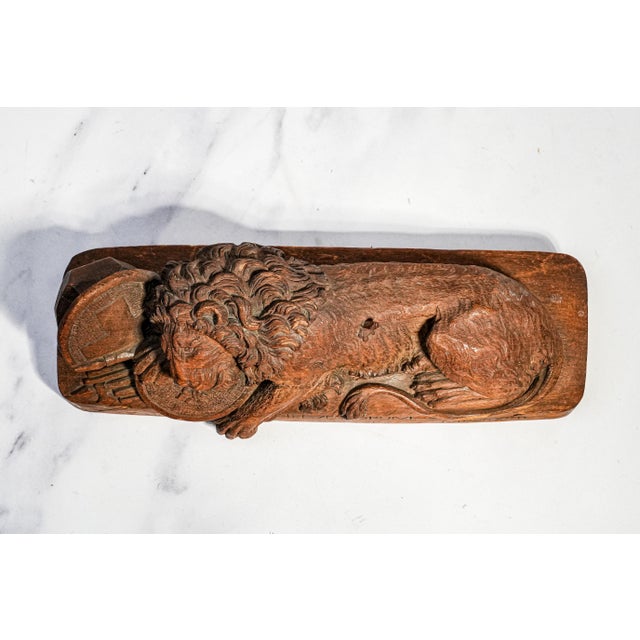 19th Century Bertel Thorvaldsen Lion of Lucerne Grand Tour Wood Sculpture Statue Hand Carved Swiss European Art Switzerland Home Decor For Sale - Image 14 of 17