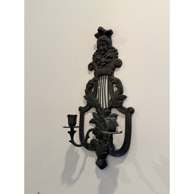 Victorian Late 19th Century Pair of Antique French Victorian Bronze Figural Wall Sconces With Original Patina For Sale - Image 3 of 6