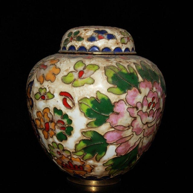 This exquisite vintage Chinese cloisonné jar (often referred to as a ginger jar or "watermelon jar" due to its rounded...