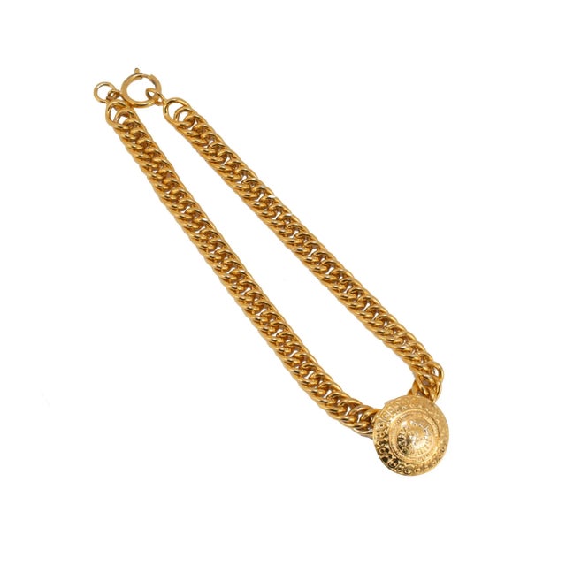 Chanel Vintage Chanel Paris Gold Toned 31 Rue Cambon Chain Necklace For Sale - Image 4 of 8