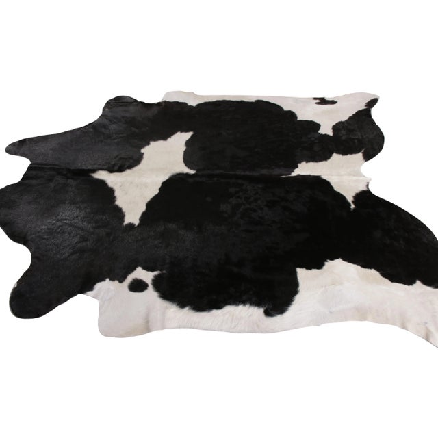Contemporary Rug & Kilim’s Contemporary Cowhide Rug in Brown and White For Sale - Image 3 of 6