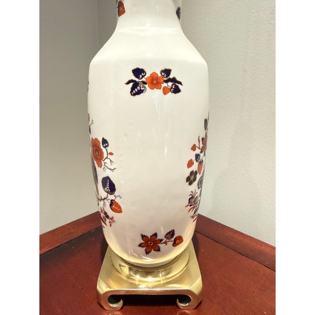 Metal Mid 20th Century Aynsley Bird of Paradise Bone China Table Lamp With Gold Accents For Sale - Image 7 of 7