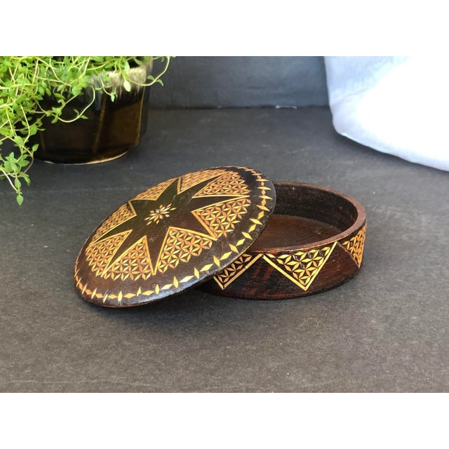 1930s Decorative Wood Box With Lid For Sale - Image 5 of 13