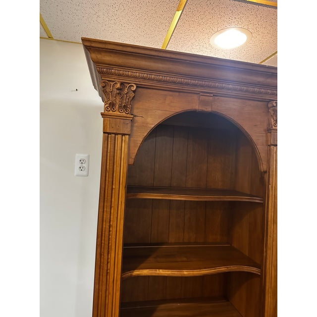 Neoclassical 1990s Ethan Allen Legacy Double Arched Bookcase For Sale - Image 3 of 9