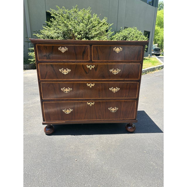 17th Century William and Mary Bunfoot Inlaid Walnut Chest of Drawers For Sale - Image 12 of 12