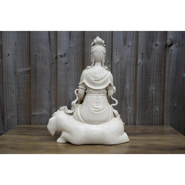 Gold 19th Century Qing Dynasty Chinese Blanc De Chine Guanyin Porcelain Figure For Sale - Image 8 of 18