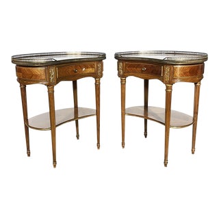 Early 20th Century Pair of Louis XVI Style Kidney Form Bouillotte End Tables With Parquetry Details For Sale