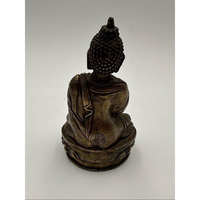 Ancient Bronze Statue of the Seated Buddha, 1940s, in Flawless conditions. Designed 1920 to 1949