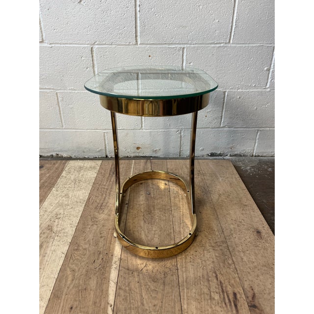 Postmodern Polished Brass and Glass Sculptural Side Table, 1980s For Sale In New York - Image 6 of 9