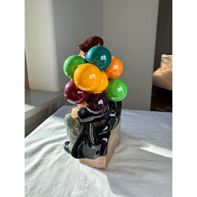 English Royal Doulton Figurine ~ “The Balloon Man” ~ Hn 1954 For Sale - Image 3 of 11