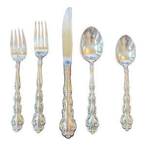 Modern Baroque (Silverplate 1969) by Oneida Silver, Community, 77 Pieces & Chest, Service for 13