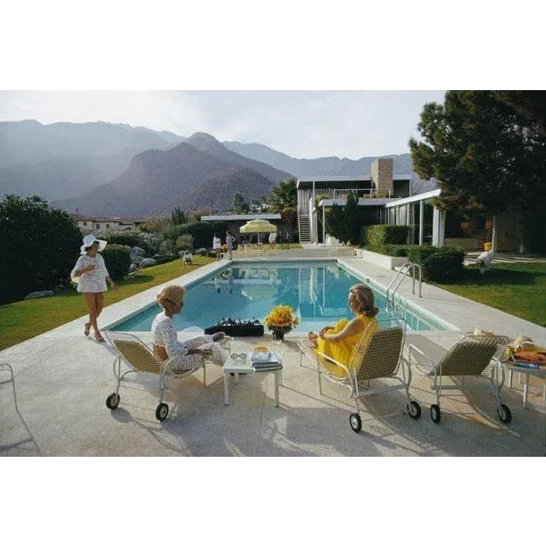Catch Up by the Pool 1970 Former fashion model Helen Dzo Dzo Kaptur (in white lace), Nelda Linsk (in yellow), wife of art...