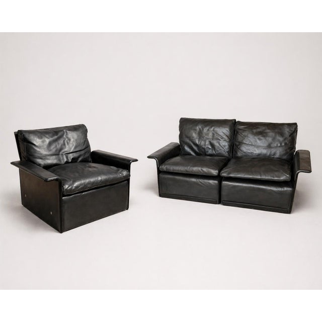 Dieter Rams for Vitsoe 620 Series leather armchair and modular 2-seater sofa. Beautiful vintage condition. Dieter Rams...