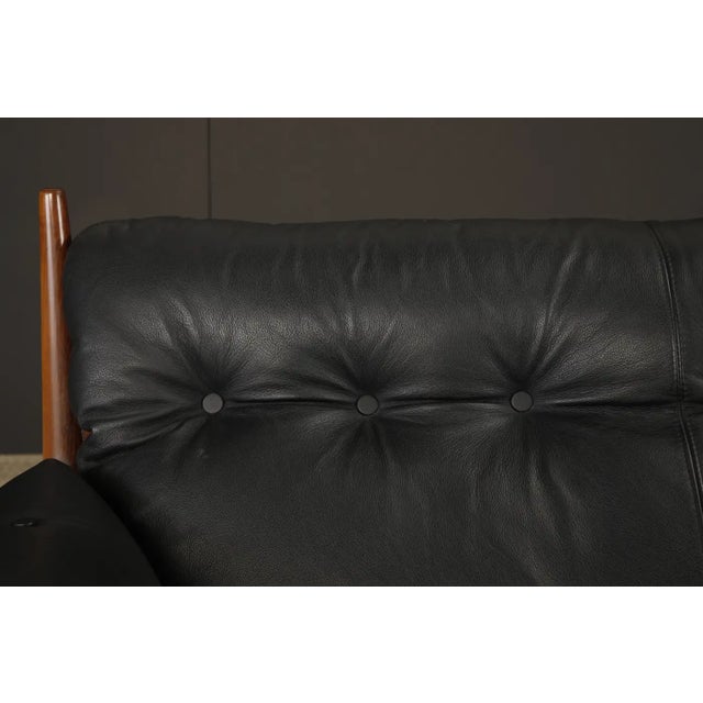 'Mole' Brazilian Rosewood Sofa by Sergio Rodrigues for Oca Brazil, 1960s, Signed For Sale - Image 13 of 18