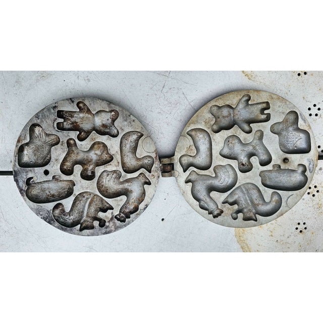 Cookie Baking Tin, Druskininkai, 1950s For Sale - Image 3 of 7