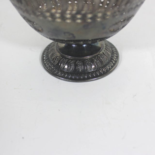 English Antique Barker-Ellis Silver Plated Pedestal Sugar Basket Bowl Small Trinket Dish Catchall Candy Dish For Sale - Image 3 of 9
