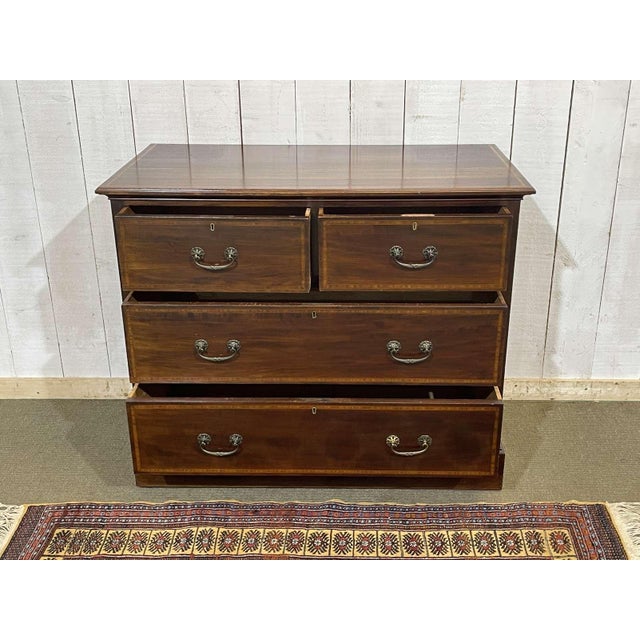 Wood Early 20th Century English Mahogany Chest of Drawers For Sale - Image 7 of 17