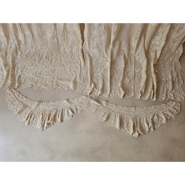 Curtain Panels and Embrasses in Cotton Voile with Cornely Embroidery, 1890s, Set of 4 For Sale - Image 5 of 18