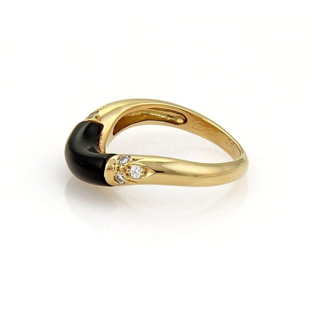 Contemporary Cartier Diamond & Onyx 18k Yellow Gold Stack Band Ring - Size 5 For Sale - Image 3 of 5