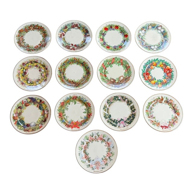 Vintage Lenox Colonial Christmas Wreath Plates Complete Set of 13, 1981–1993. All With Lenox Boxes, Some With Outer Boxes Also For Sale