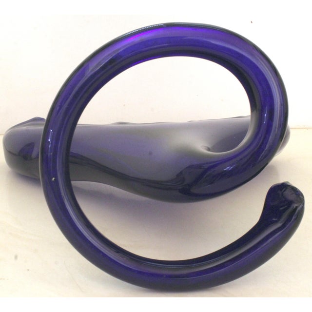 1970s Cobalt Blue Blown Glass American Cornucopia Gondola Centerpiece Vase For Sale - Image 9 of 16