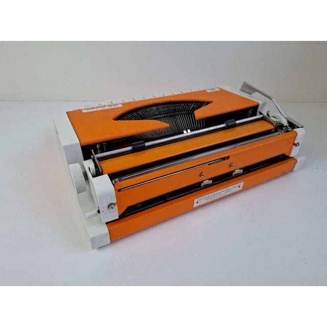 Gold Unis Portable Typewriter in Orange, 1960s For Sale - Image 8 of 18