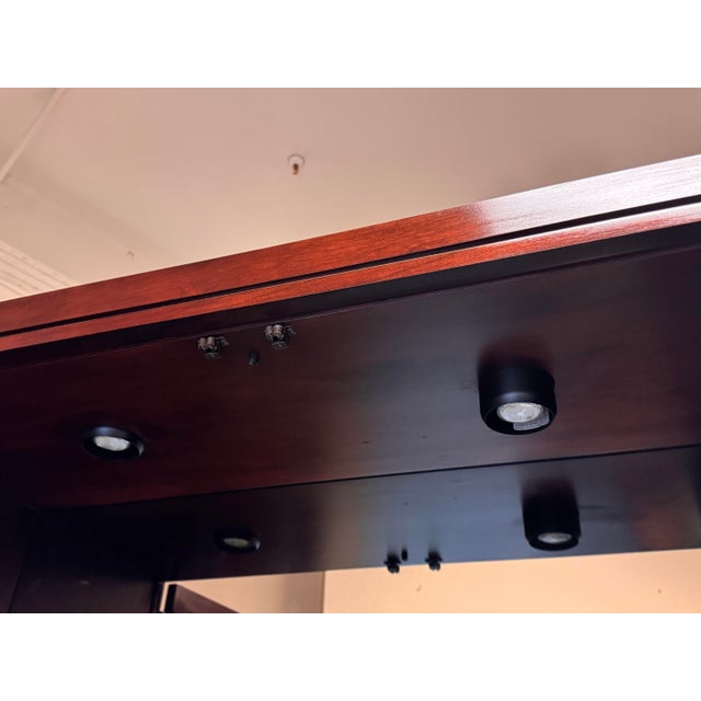 Stickley Metropolitan Display Cabinet For Sale - Image 10 of 12