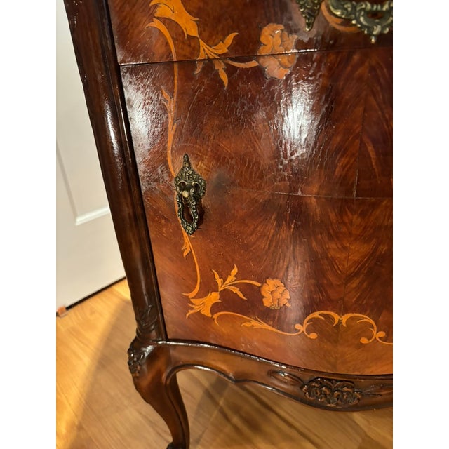 Early 20th Century Nightstands or Bedside Tables For Sale - Image 5 of 17