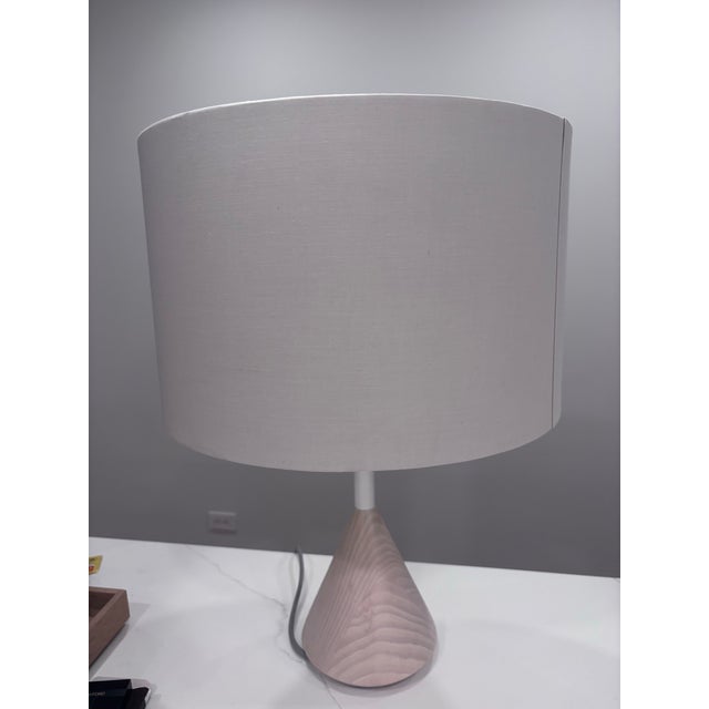 2020s Blu Dot Flask Table Lamp in Solid Whitewashed Ash With Linen Shade – Modernist Lighting For Sale - Image 5 of 5