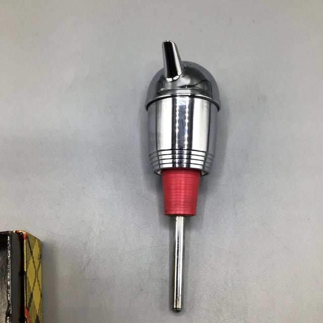 Chrome Pair of 1960s Mr. Bartender Chrome Pre Measured Pour Spouts in Original Box’s For Sale - Image 8 of 13