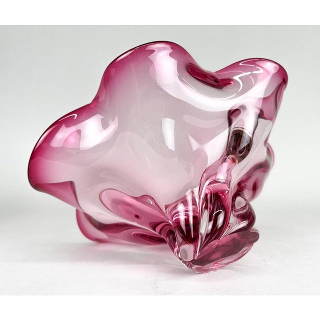 Vintage Art Glass Bowl attributed to Josef Hospodka for Chribska Glassworks, 1960s For Sale - Image 3 of 4