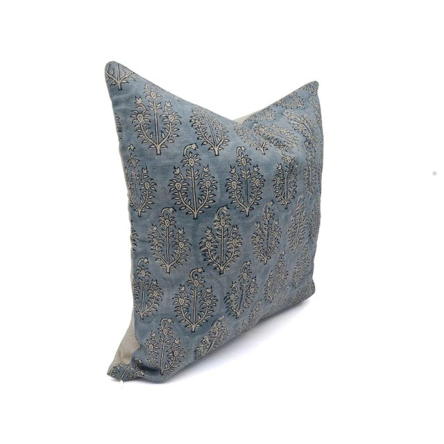 Elevate your home décor with the Fabdivine Block Print Cushion Cover, crafted from Pure linen for a luxurious and durable...