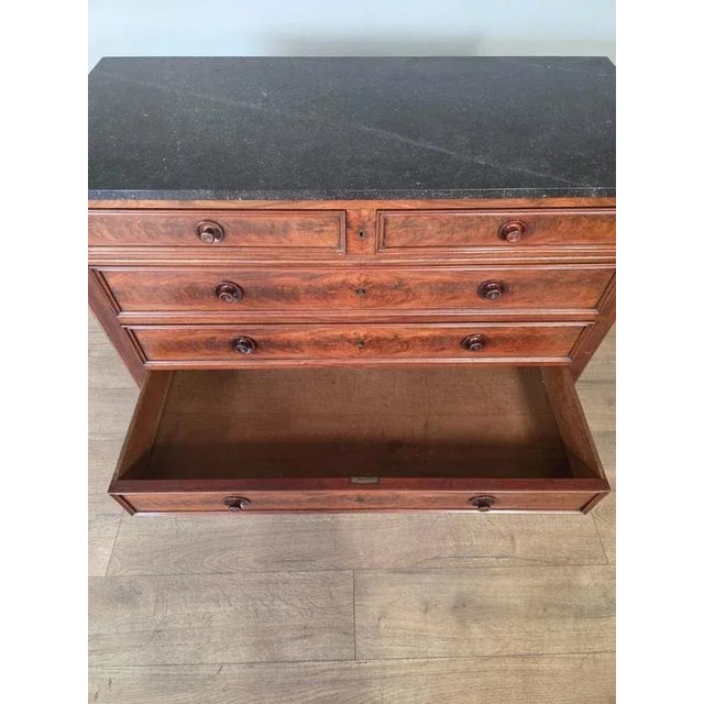 French Victorian Mahogany Chest of Drawers with Marble Top For Sale - Image 10 of 11