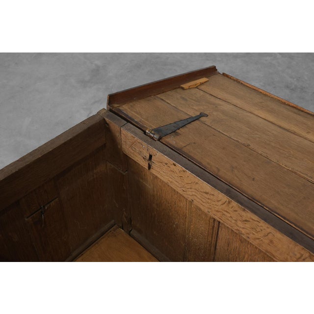 French Oak Storage Trunk or Linen Chest, 17th Century For Sale - Image 10 of 18