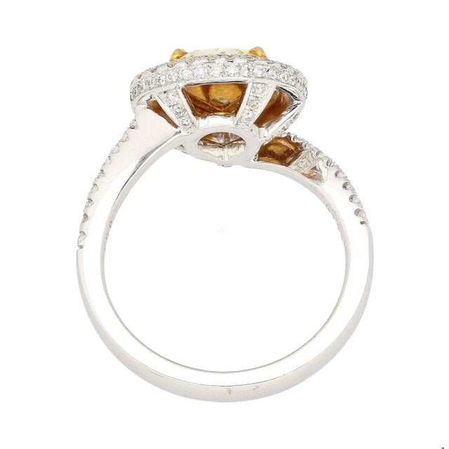 2010s GIA 1.25CT Pear Cut Fancy Green Yellow Diamond 18K Tri-Colored Gold Bypass Ring, Size 7.25 For Sale - Image 5 of 8