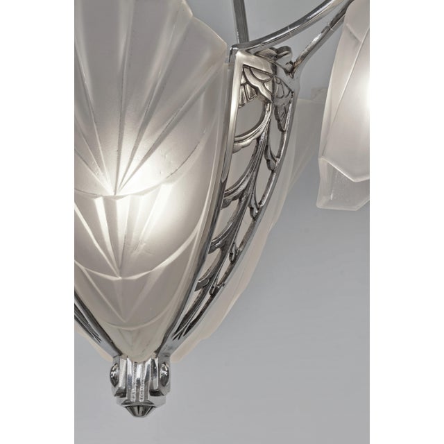 Silver Degue & Jamain French Art Deco Nickeled Bronze & Frosted Glass Chandelier 1930s For Sale - Image 8 of 13