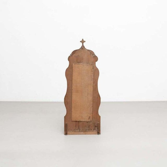 Large Traditional Figure of a Virgin in Wood Niche, 1950 For Sale - Image 3 of 14