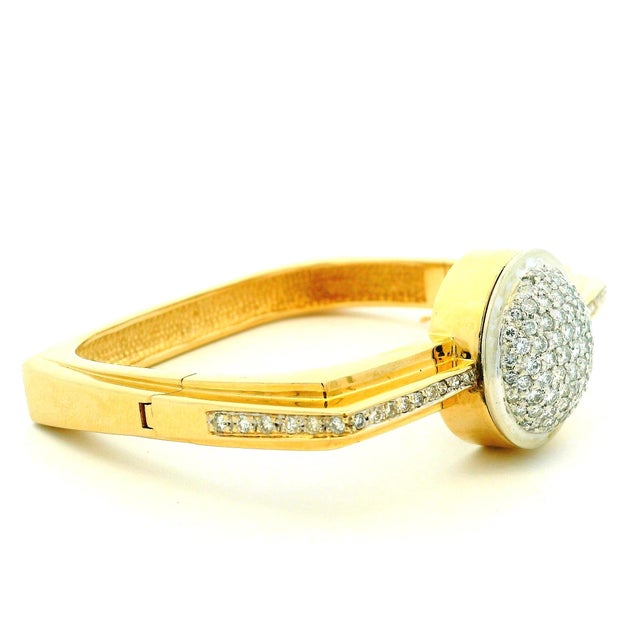 Modern 1990s Italian 14k Gold 3.38 Carat Diamond Pavé Dome Bangle Bracelet For Sale - Image 3 of 18