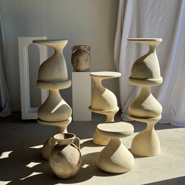 Large Cream-Colored Terracotta Vase, 1960s For Sale - Image 11 of 12