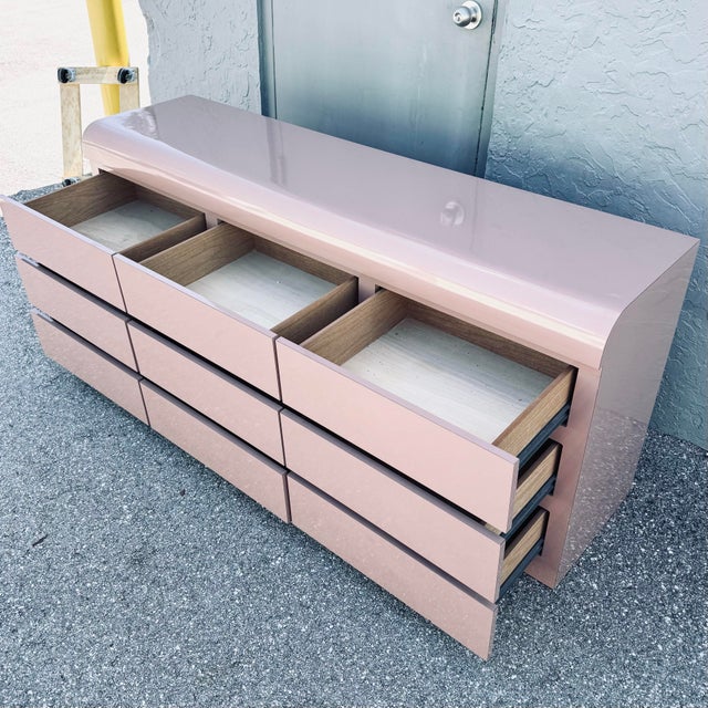 1980s Postmodern Pink Gloss Laminate Waterfall Dresser For Sale - Image 5 of 9