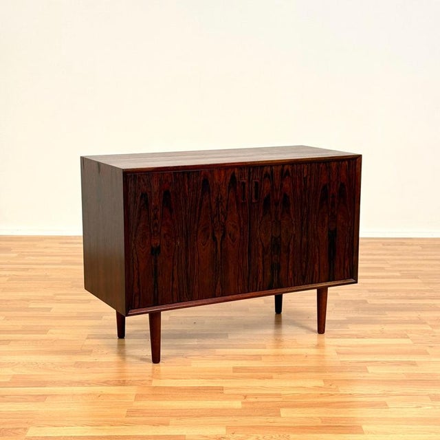 Danish Sideboard in Santos Rosewood, 1950 For Sale - Image 10 of 10