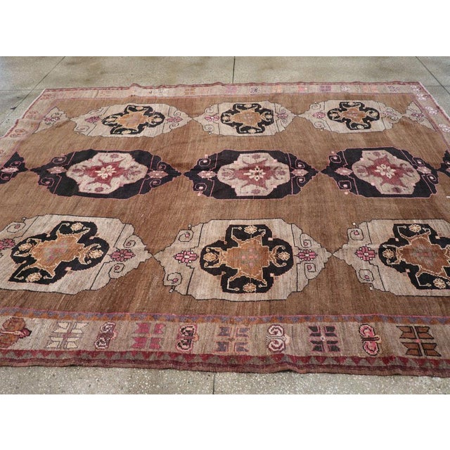 Galerie Shabab Collection Mid-20th Century Turkish Anatolian Tribal Carpet For Sale - Image 4 of 8