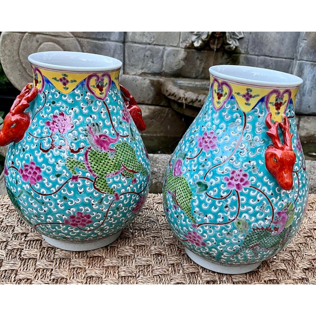 Turquoise Pair of Hand-Painted Turquoise Porcelain Qilin Vases With Figural Deer Handles – Jingdezhen – Sculptural Chinese Export Style For Sale - Image 8 of 10