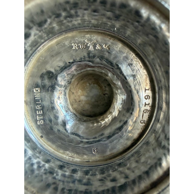 Early 20th Century R. Wallace & Sons Sterling Silver Salt and Pepper Shakers. Design Estimate Between the Arts & Crafts Movement & Art Deco. For Sale In Chicago - Image 6 of 6