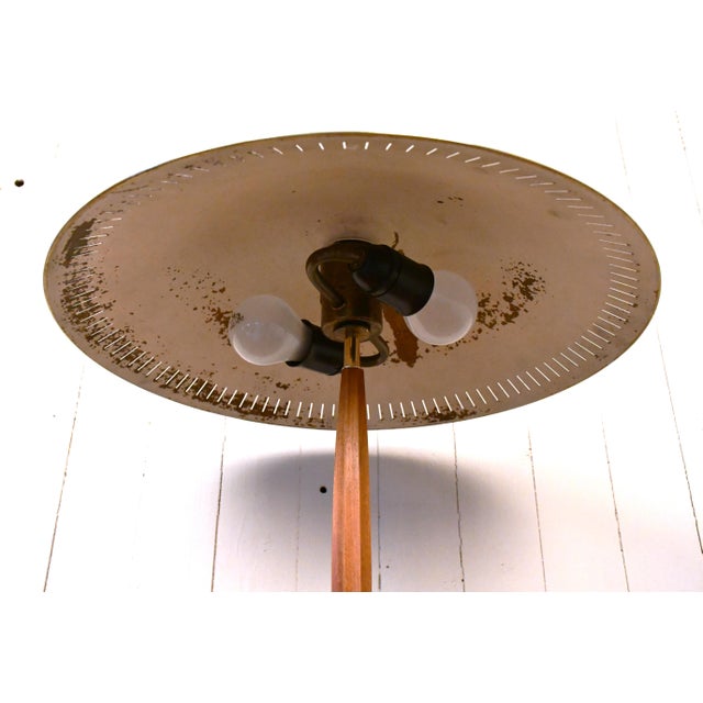 Large Swedish Modern Brass and Beech Table Lamp by Harald Notini for Böhlmarks Lampfabrik Ab, 1940s For Sale - Image 12 of 17