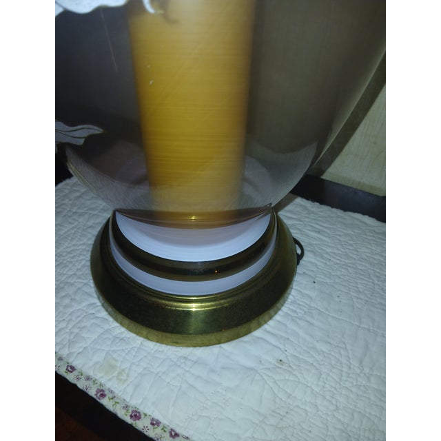 Metal 1970s Hollywood Regency Brass and Pink Glass Ginger Jar Table Lamp With Handpainted Calla Lily For Sale - Image 7 of 12