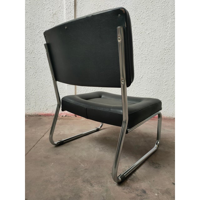 1980s Mid-Century Leather Table & Chairs, Spain, 1980, Set of 5 For Sale - Image 5 of 12